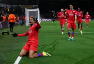 PSG demolishes Chelsea 8-2 to advance to Champions League quarter-finals