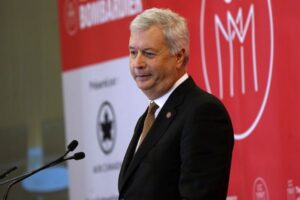 Air Canada CEO Michael Rousseau will retire this year after his English-only crash...