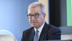 Russian LNG Tanker Risks Explosion Near Italy