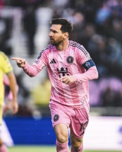Messi Reaches 900-Goal Milestone, Joins Ronaldo's Elite Club