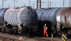 Russia Considers Banning Fuel Exports Amid Rising Prices