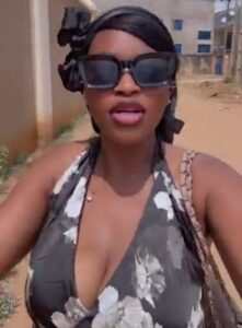 Woman Refuses to Share Contact Details With Stranger on Street