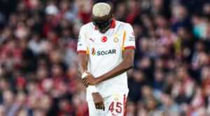 Victor Osimhen undergoes successful hand surgery