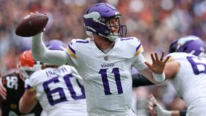 Vikings Re-Sign Wentz to Bolster Quarterback Depth