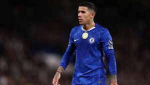 Transfer rumors, news: Chelsea want to extend Fernández amid PSG, Madrid interest