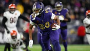 Best signing? Most improved team? 15 experts debate NFL free agency