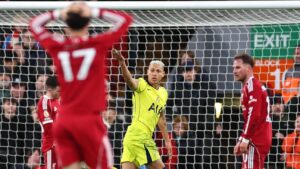 Slot Responds to Carragher's 'Individuals' Remark