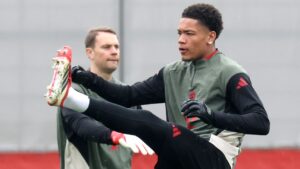 Bayern's 16-Year-Old Goalkeeper Won't Be Needed as Starter