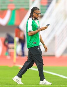 Alex Iwobi’s family dismisses alleged knife attack on player